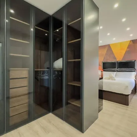 Comfort, Style & Value Near Barceloneta Beaches